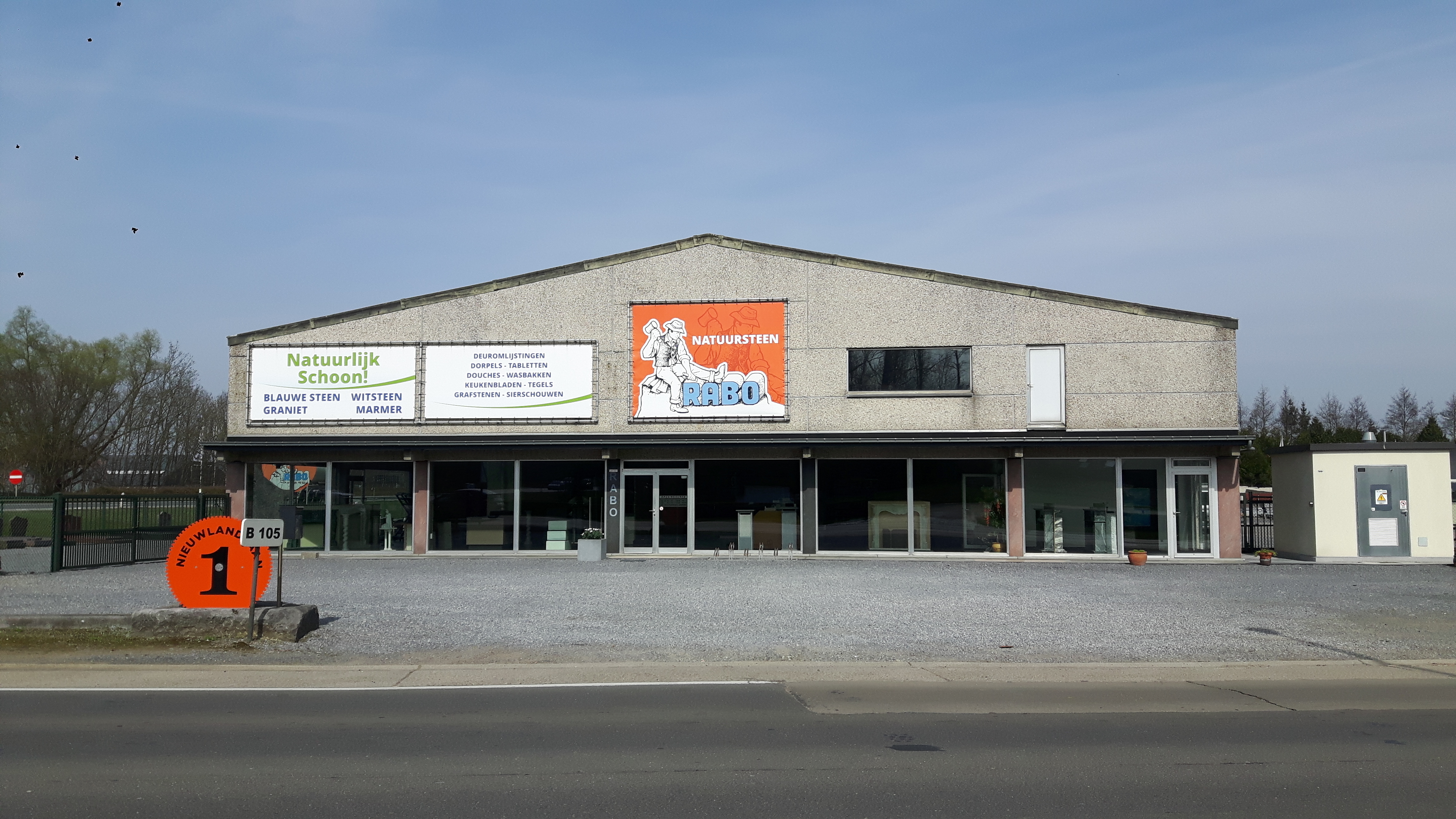 Toonzaal RABO Natuursteen voor renovatie