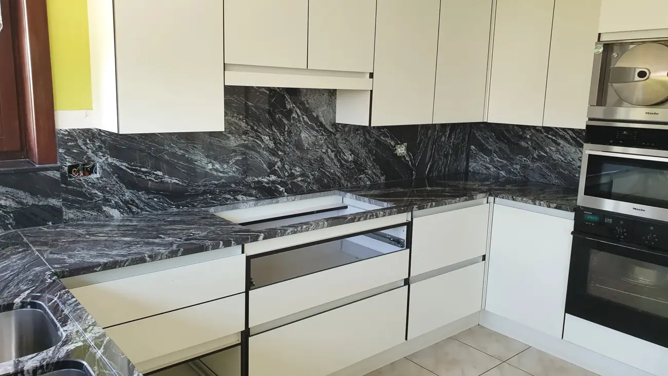 Keukenblad Graniet Silver Waves