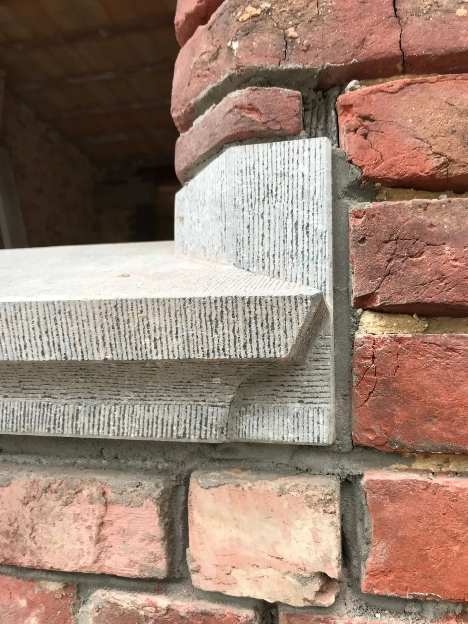 Detail dorpel handgekapt